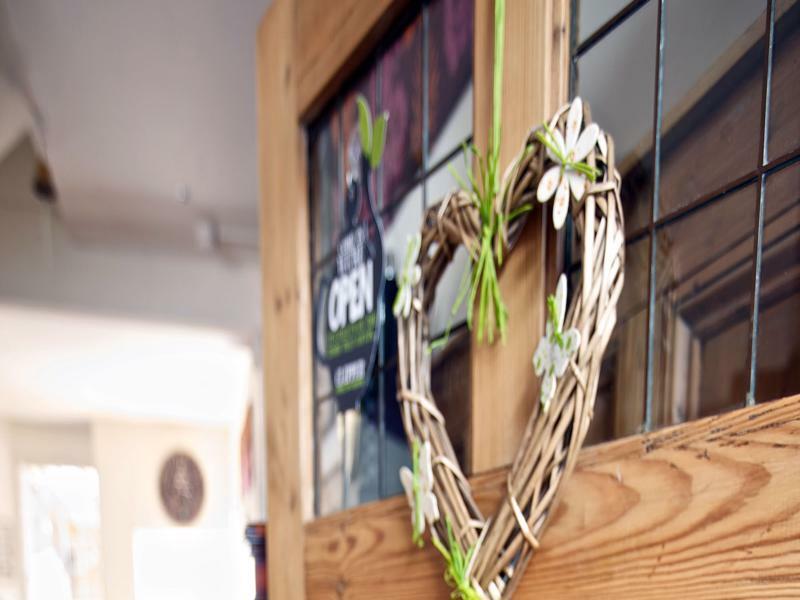 Anzac Street B+Bistro Дартмут Екстериор снимка